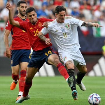 Spain strike late against Italy to reach Nations League final