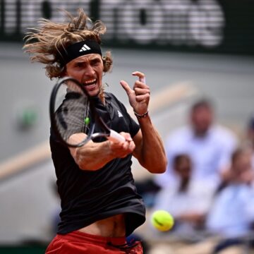 ‘Incredibly emotional’ Zverev ends title drought in Hamburg