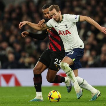 Bayern sign England captain Kane on four-year contract