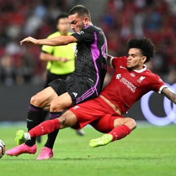 Bayern Munich edge Liverpool 4-3 in Singapore