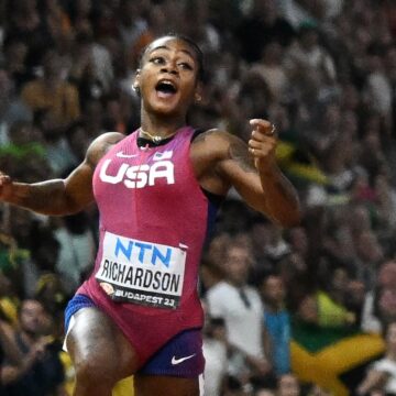 Richardson delivers on promise to take world 100m gold