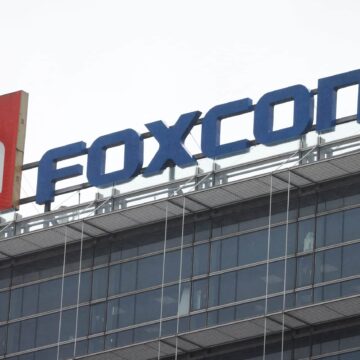 Apple supplier Foxconn aims to double jobs, investment in India