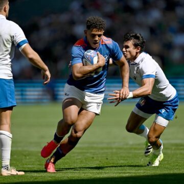 Seven-try Italy thrash Namibia in World Cup opener