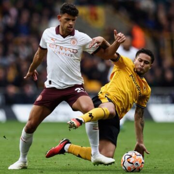 Man City shocked by Wolves, Spurs beat nine-man Liverpool