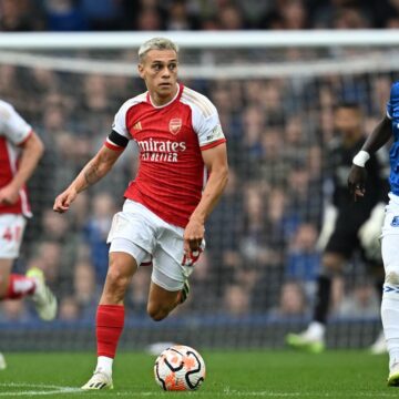 Trossard strikes as Arsenal end Everton curse