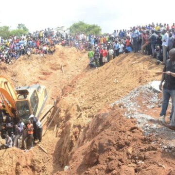 Six dead and 15 trapped in Zimbabwe gold mine collapse – Namibia Daily News