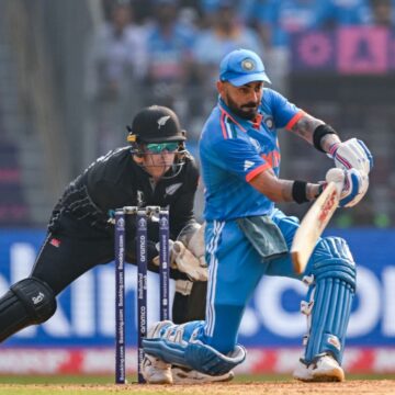 Kohli and Shami star as India reach World Cup final