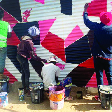 Painting Okahandja Park into a colourful place