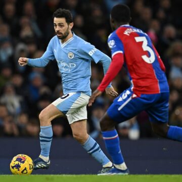 Man City squander lead as Luton match abandoned after player collapse