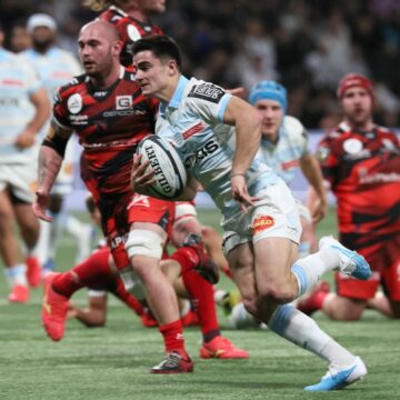 Racing and Kolisi cruise past Oyonnax to extend Top 14 lead