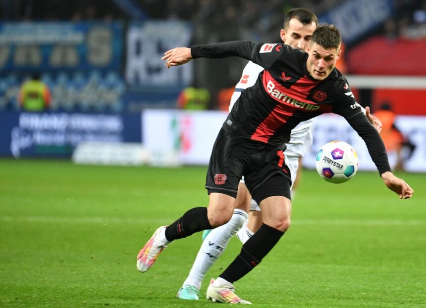 Schick hits hat-trick as Leverkusen beat Bochum, Kane scores in Bayern win