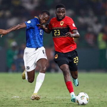 Dala scores twice as 10-man Angola reach Afcon quarter-finals