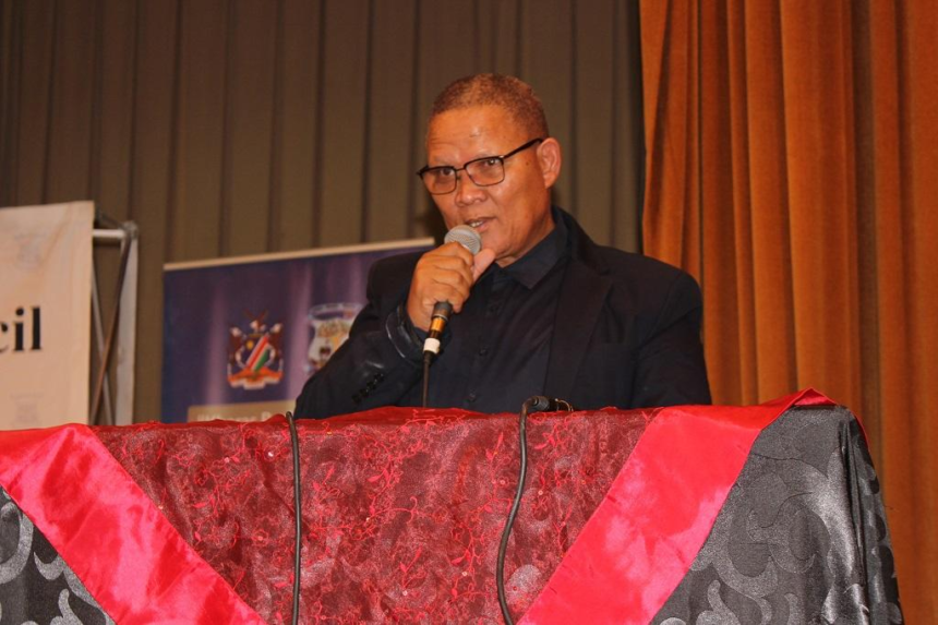 ||Kharas-Regionalrat: SWAPO-Mitglieder suspendiert