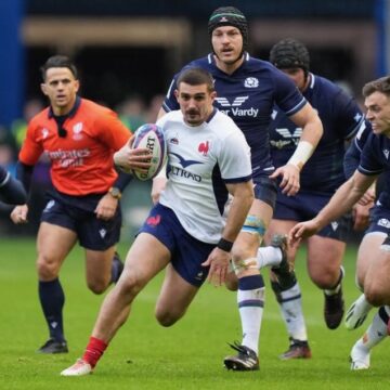 France hold off Scotland for controversial Six Nations win