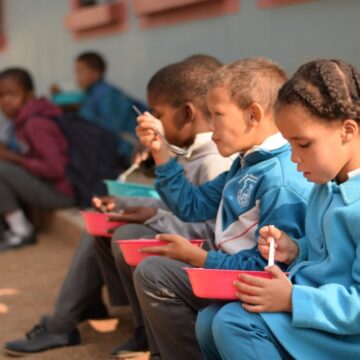 Bank Windhoek supports school feeding schemes