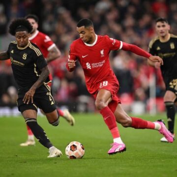 Liverpool cruise into Europa League quarters, Schick rescues Leverkusen