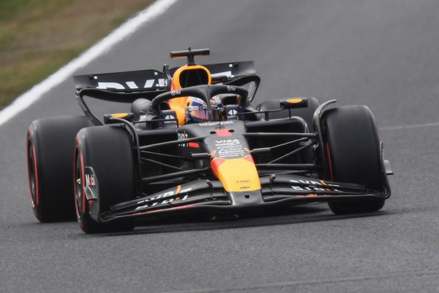 Verstappen fastest in dry final practice for Japan GP